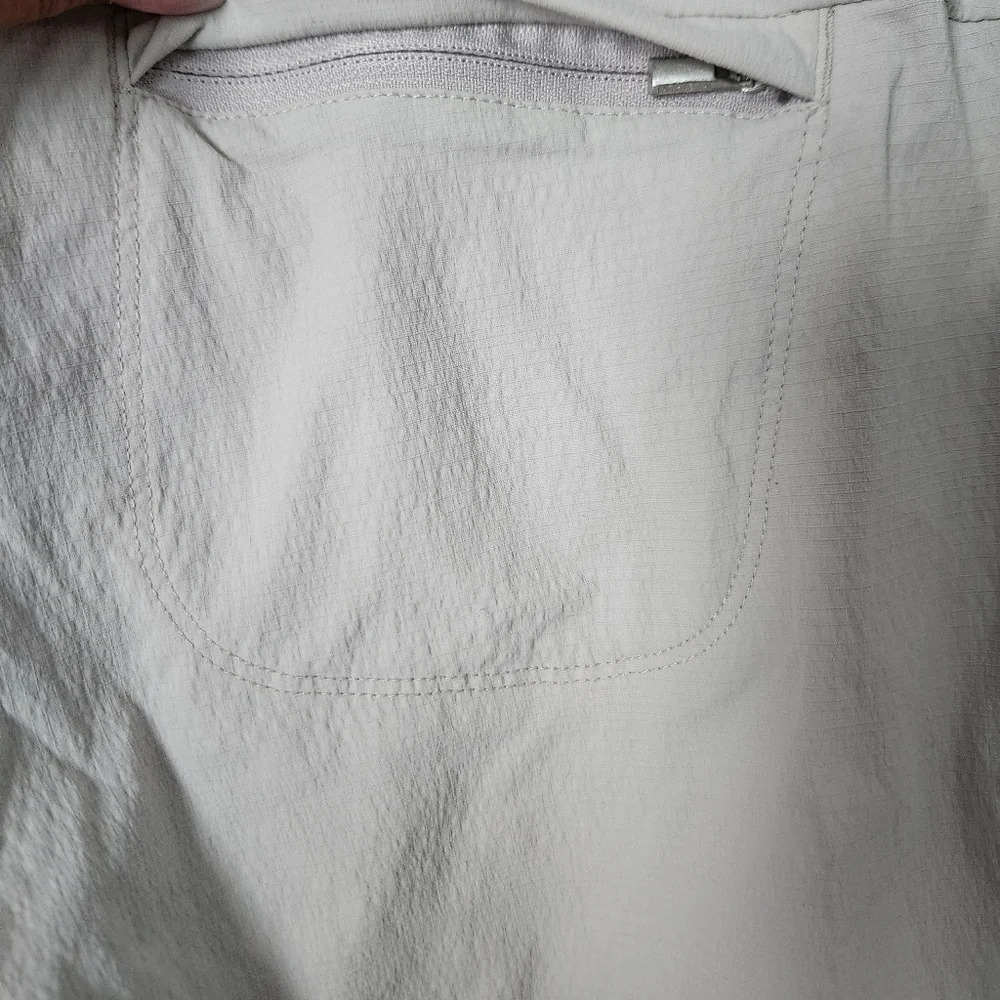 Athleta | Trekkie Hike Straight Leg Pant in Birch Grey - Size 6 - Picture 10 of 14